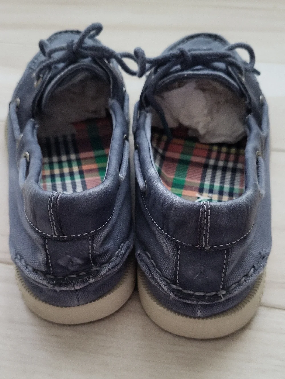 Sperry canvas upper